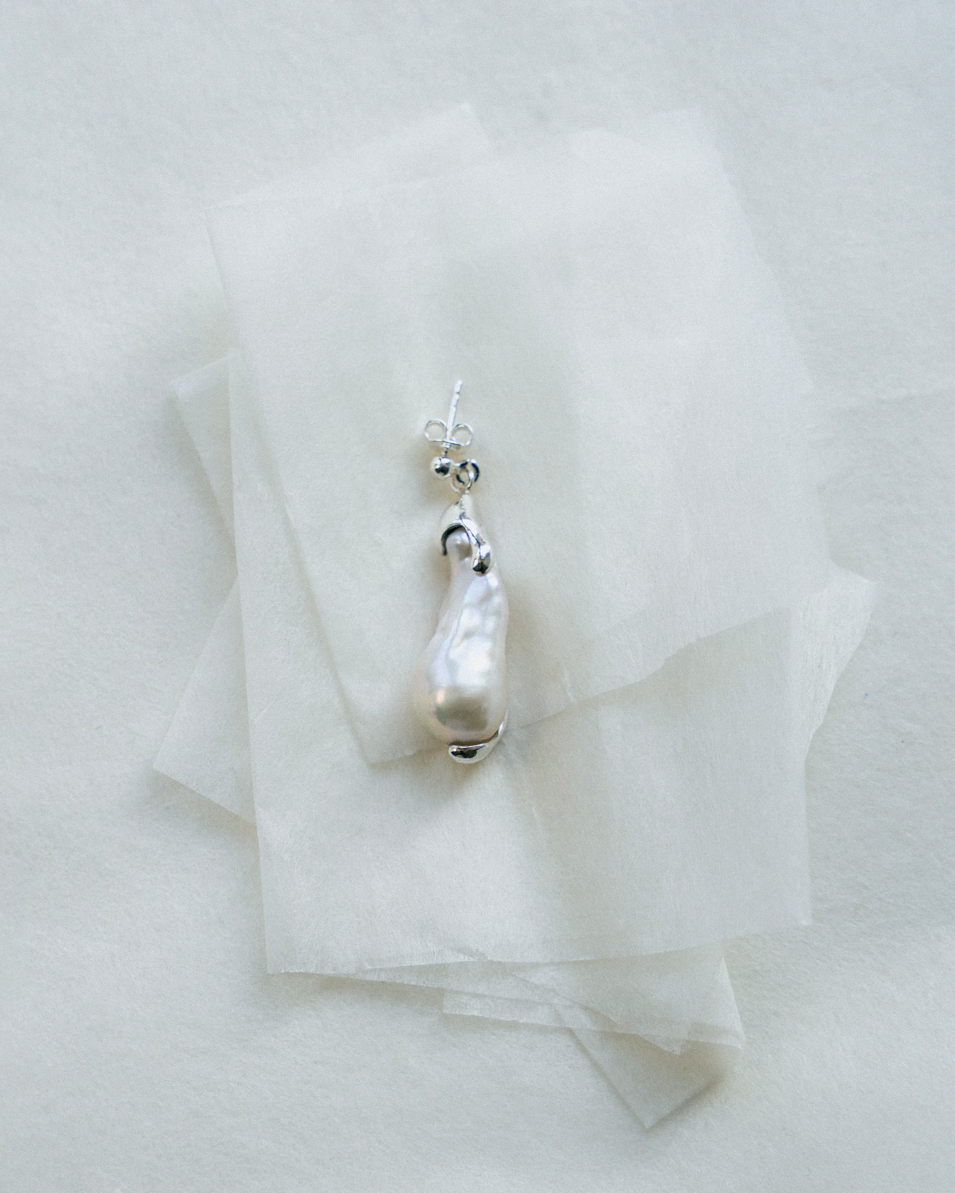 Pearl Earring
