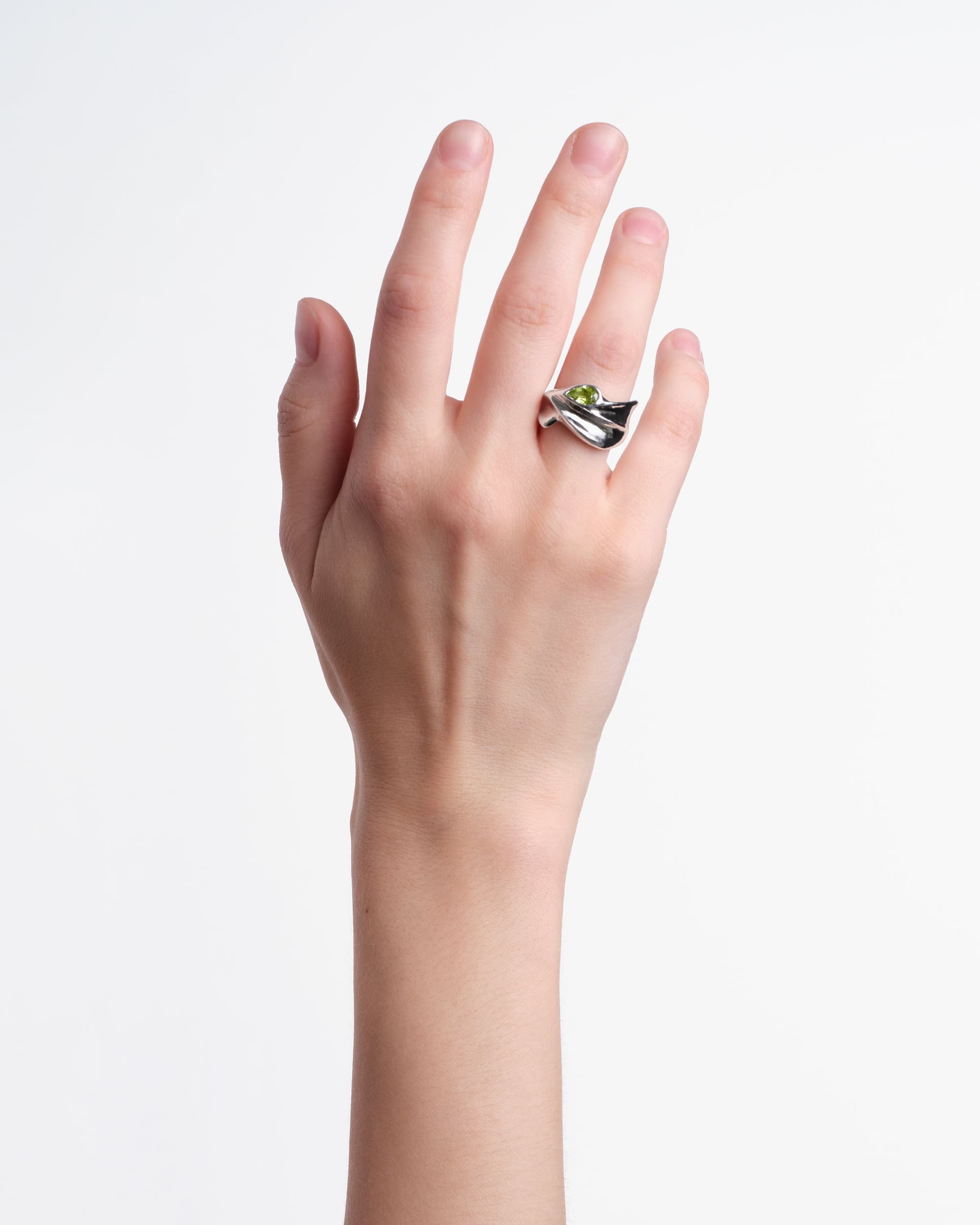 Haze Ring with Peridot - HROA-00497-peridot