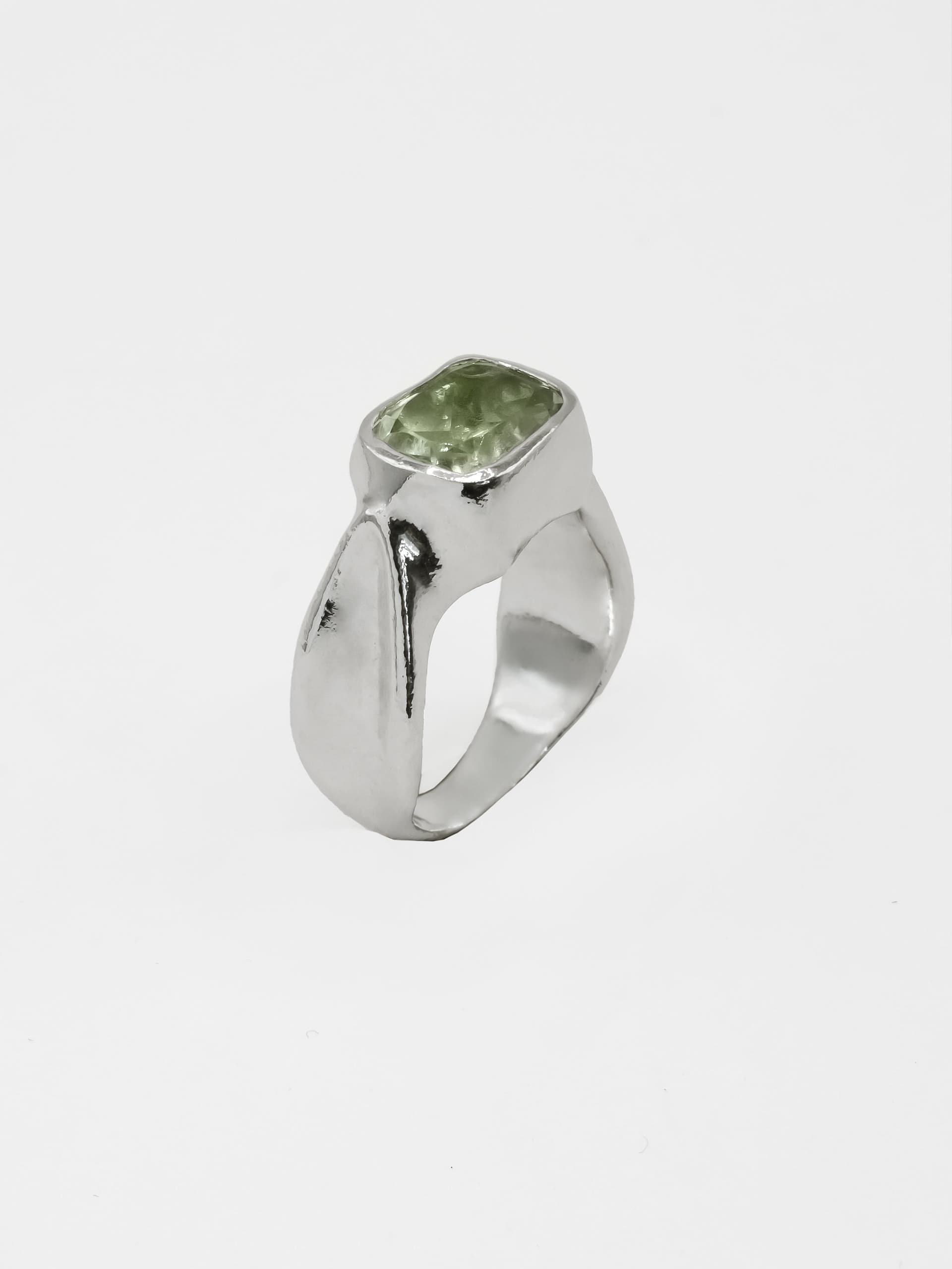Lumen Ring