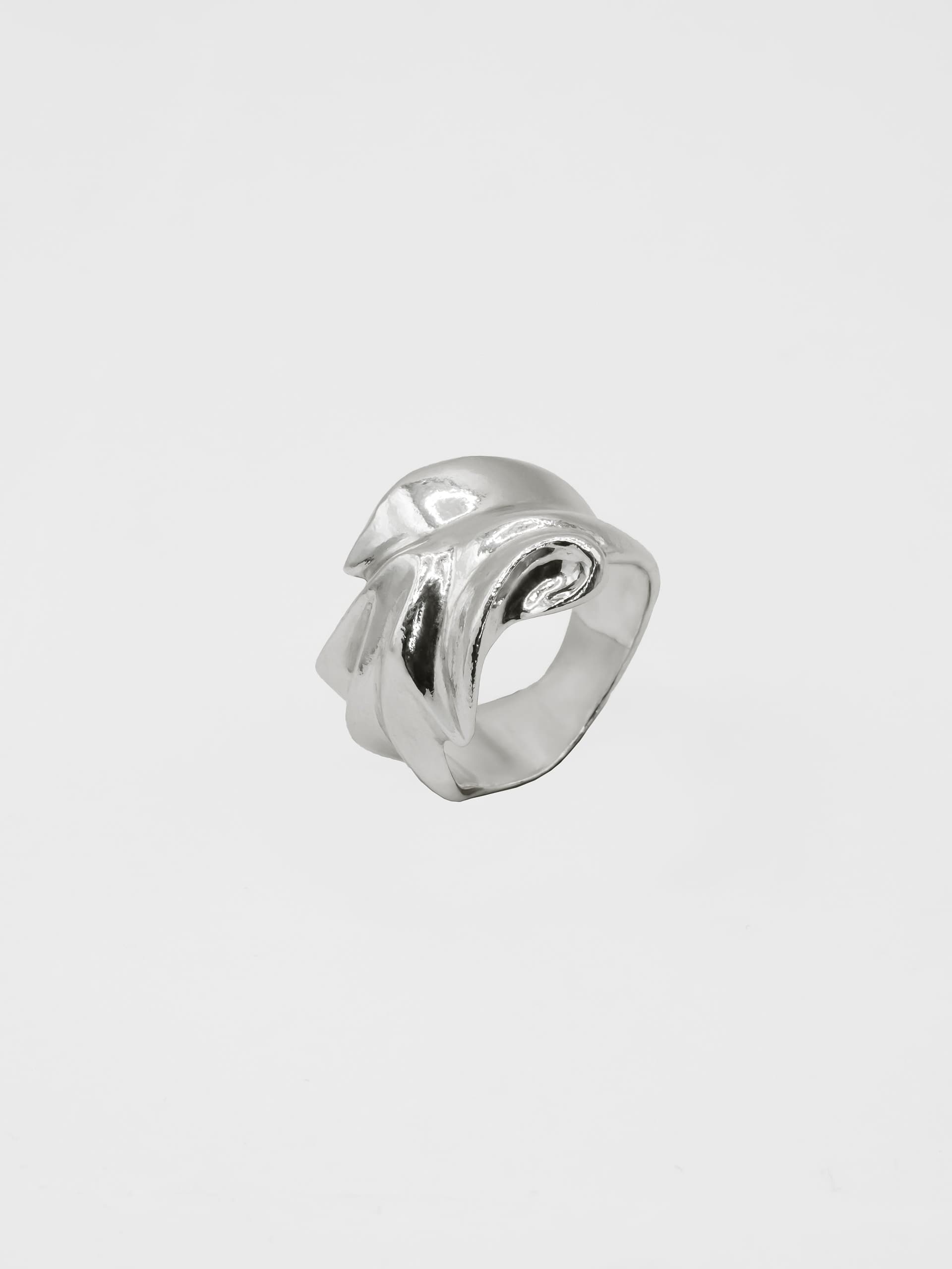 Crest Ring