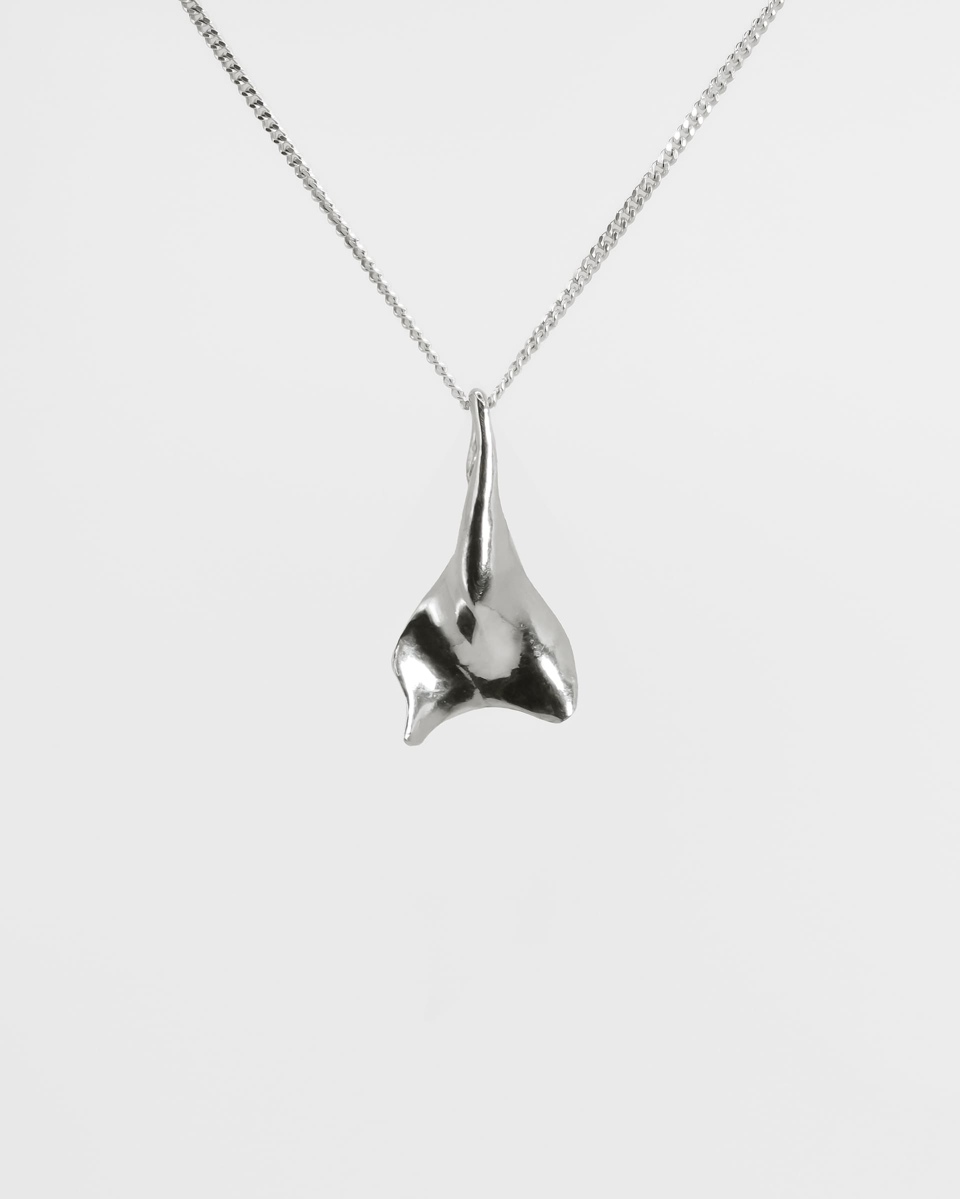 Petal XS Pendant